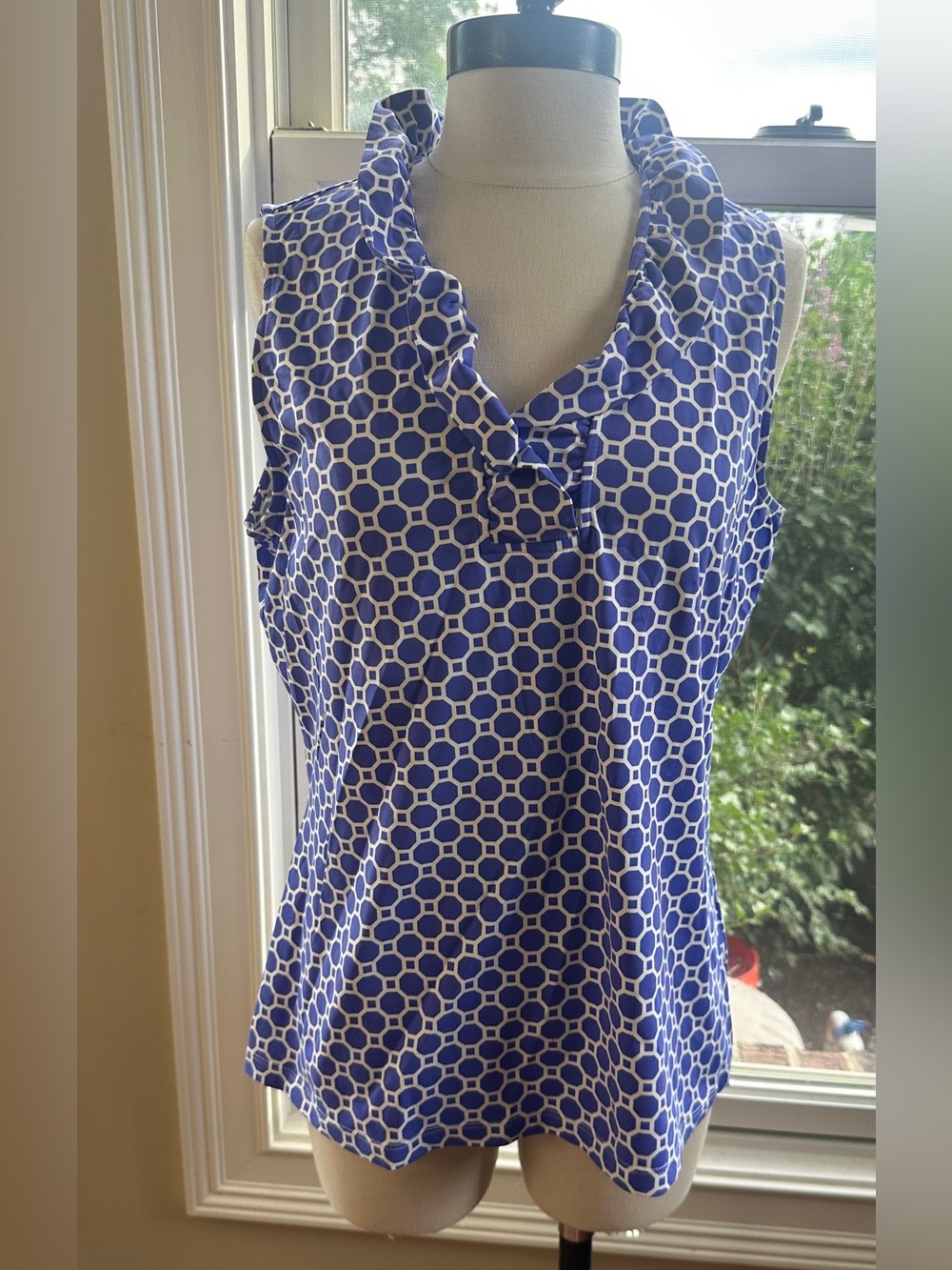 J.McLaughlin Catalina Cloth Durham Ruffle Sleeveless Top, Size Large